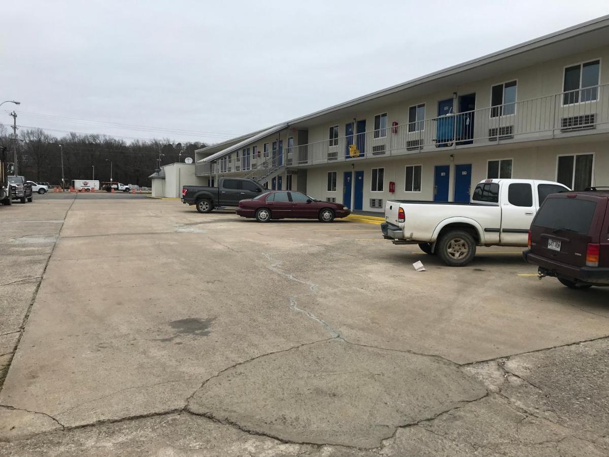 Motel 6-Alma, Ar L-40 Eksteriør billede