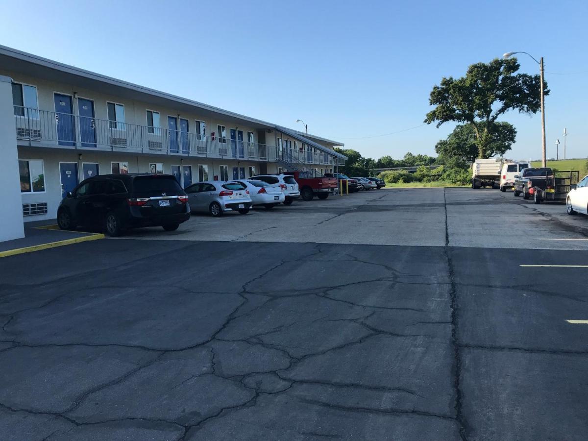 Motel 6-Alma, Ar L-40 Eksteriør billede
