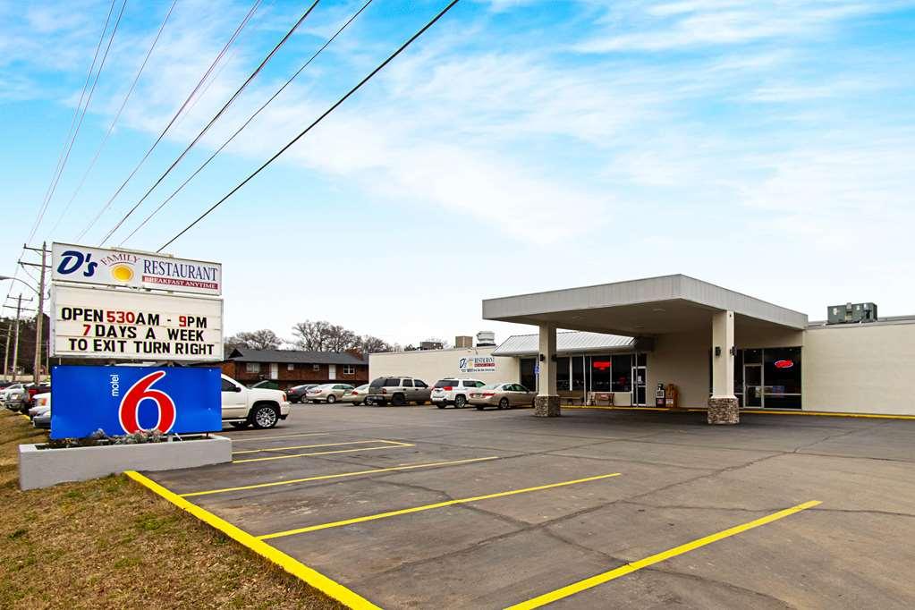 Motel 6-Alma, Ar L-40 Eksteriør billede
